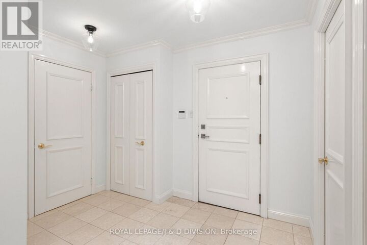 Property Photo:  3800 Yonge Street 302  ON M4N 3P7 