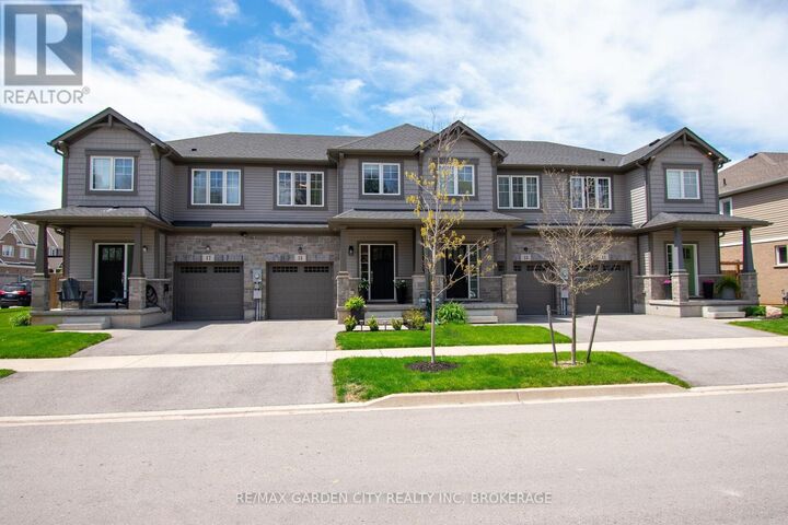 Property Photo:  15 Lymburner Street  ON L3E 0G7 