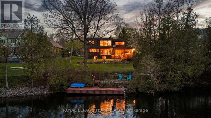 Property Photo:  5657 Manotick Main Street  ON K4M 0T6 