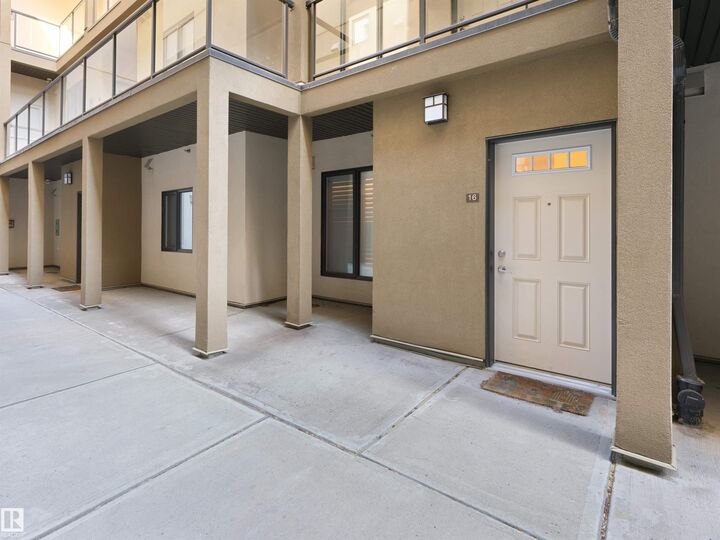 Property Photo:  11518 76 Avenue NW 16  AB T6G 0K7 