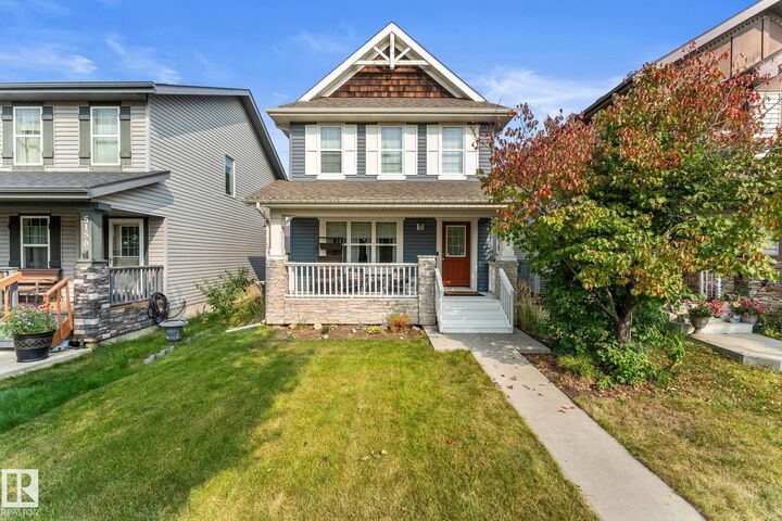 Property Photo:  5152 4 Avenue SW  AB T6X 0R2 