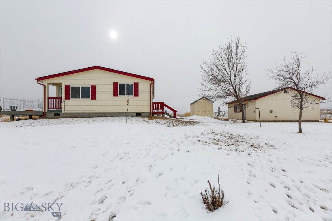 Property Photo: 409 Ordway S MT 59086