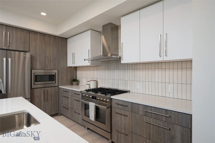 Property Photo:  315 N Tracy Avenue 407  MT 59715 