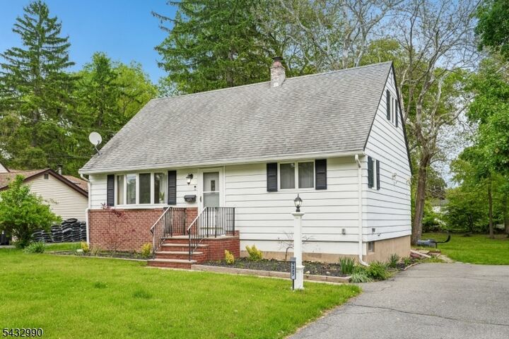 Property Photo:  1227 Ringwood Ave  NJ 07442 
