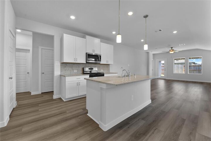 Property Photo:  18726 Etta Pines Circle  TX 77532 