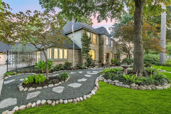 Property Photo: 3823 Elmcrest Drive TX 77088