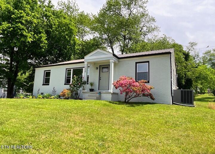 Property Photo:  1328 Byrd Circle  TN 37763 