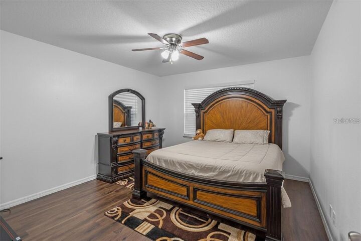 Property Photo: 189 Luxmore Road FL 34736