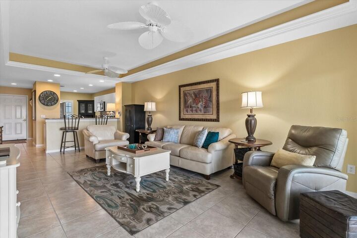 Property Photo:  5764 Sabal Trace Drive 2B5764  FL 34287 