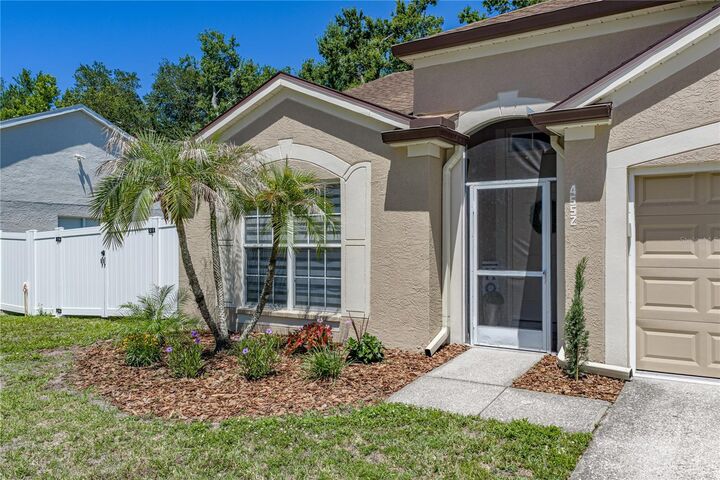 Property Photo:  4552 Steel Dust Lane  FL 33559 