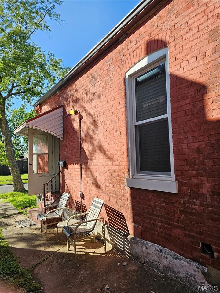 Property Photo:  6104 Idaho Avenue  MO 63111 