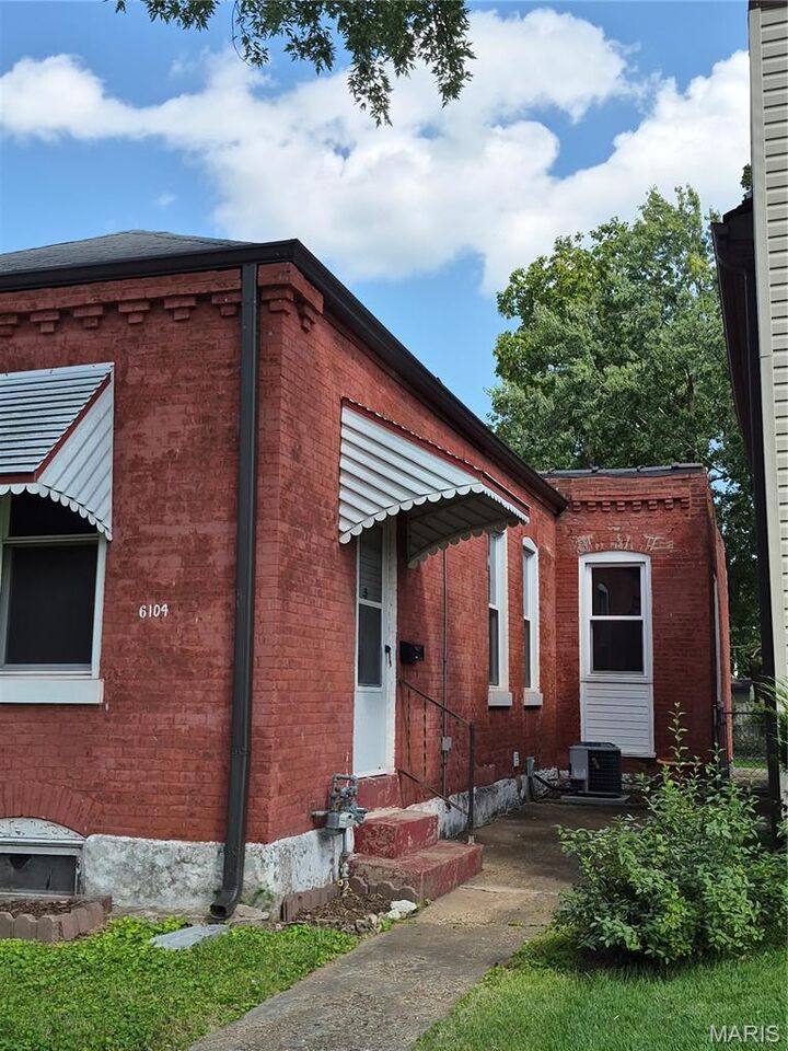 Property Photo:  6104 Idaho Avenue  MO 63111 