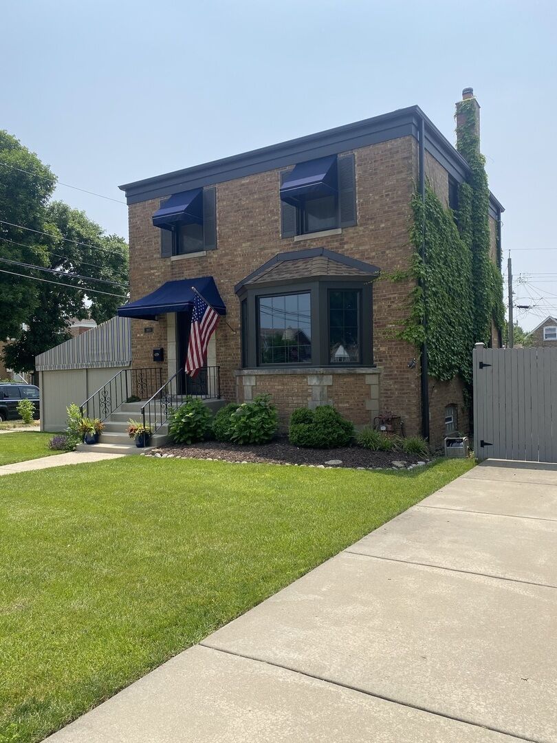 Property Photo:  3801 W 110th Street  IL 60655 