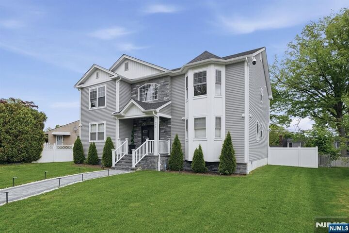 Property Photo:  779 Roessner Drive  NJ 07083 