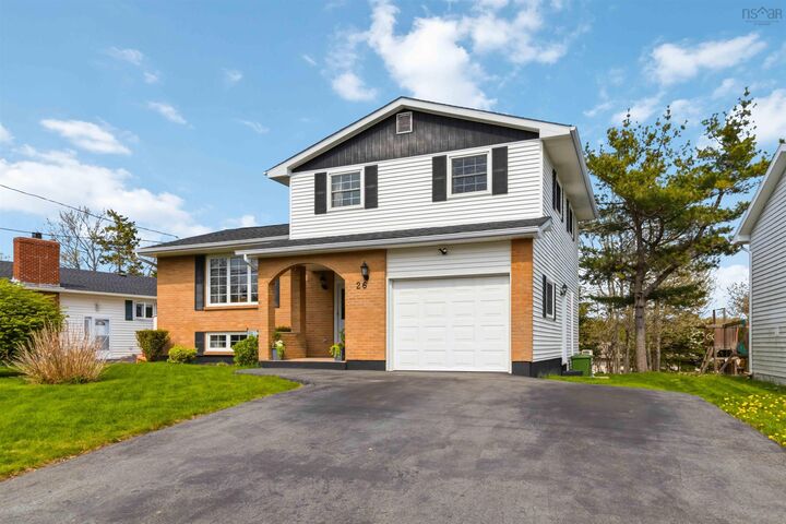 Property Photo: 26 Pondicherry Crescent NS B2W 5C5