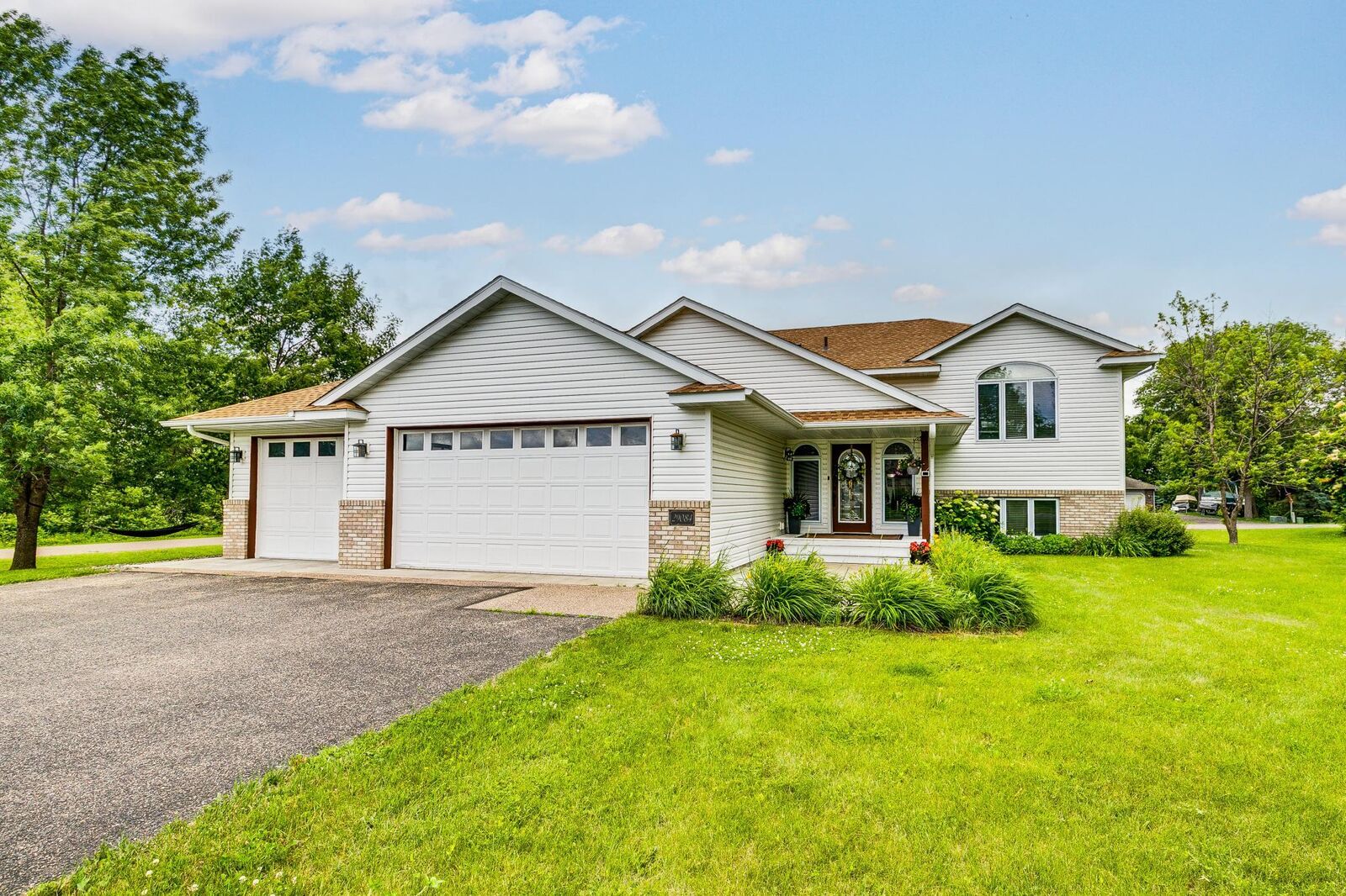 Property Photo: 29084 Machmeier Court MN 55045