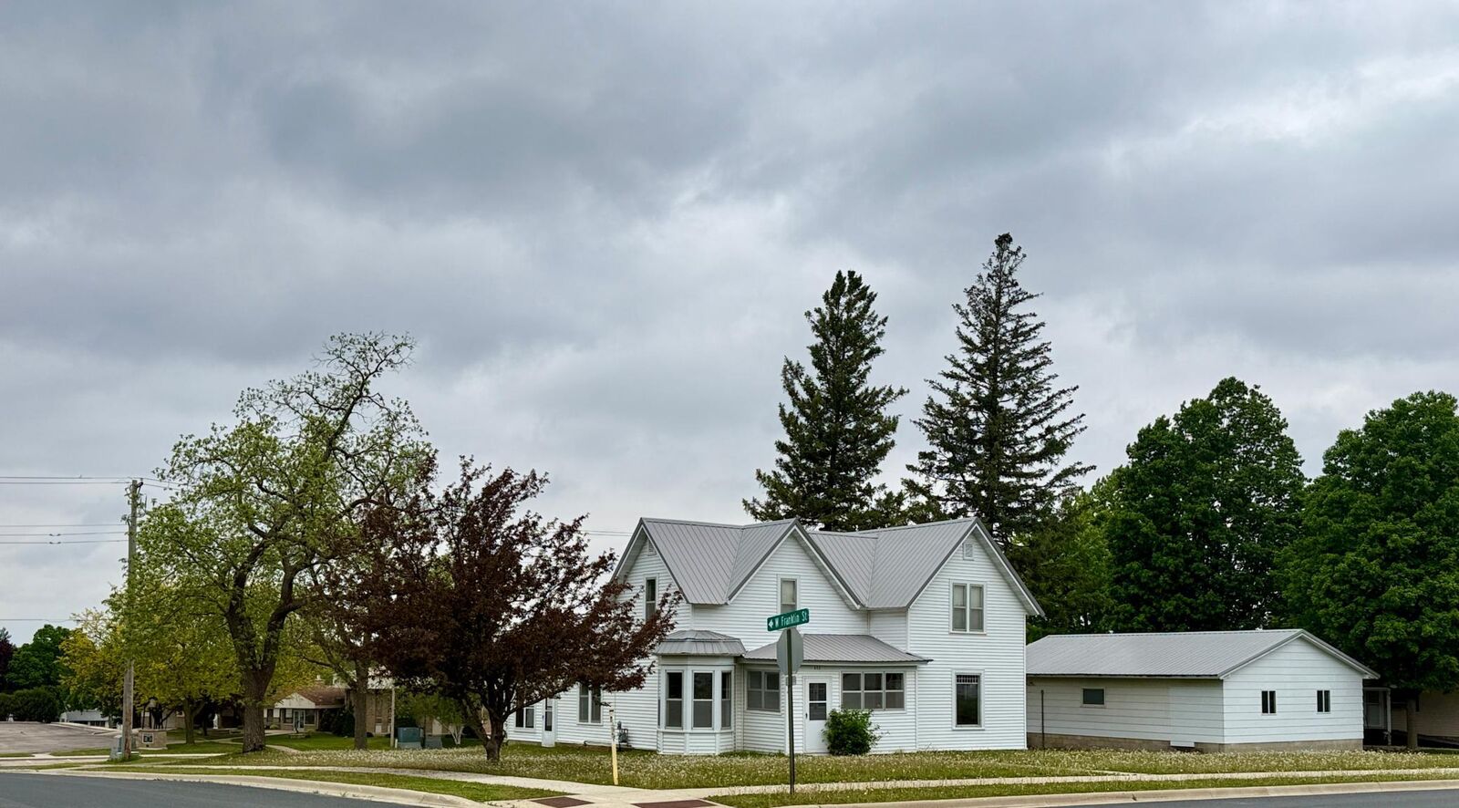 Property Photo: 512 S Broadway Street MN 55975