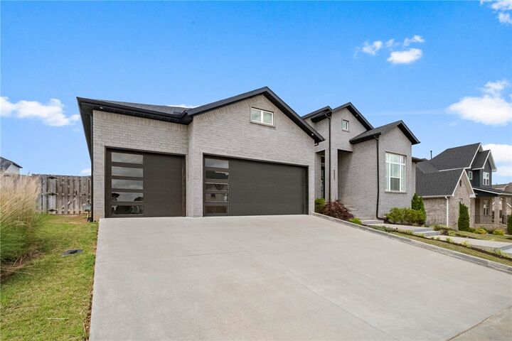 Property Photo:  8003 W Bancroft Street  AR 72758 