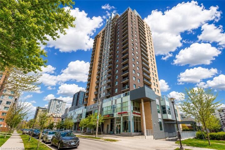 Property Photo:  318 Spruce Street 1102  ON N2L 0E9 