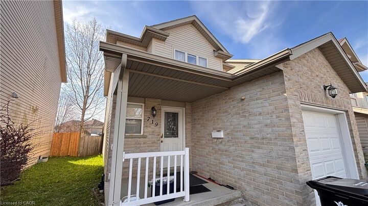 Property Photo:  719 Paris Boulevard  ON N2T 2X9 