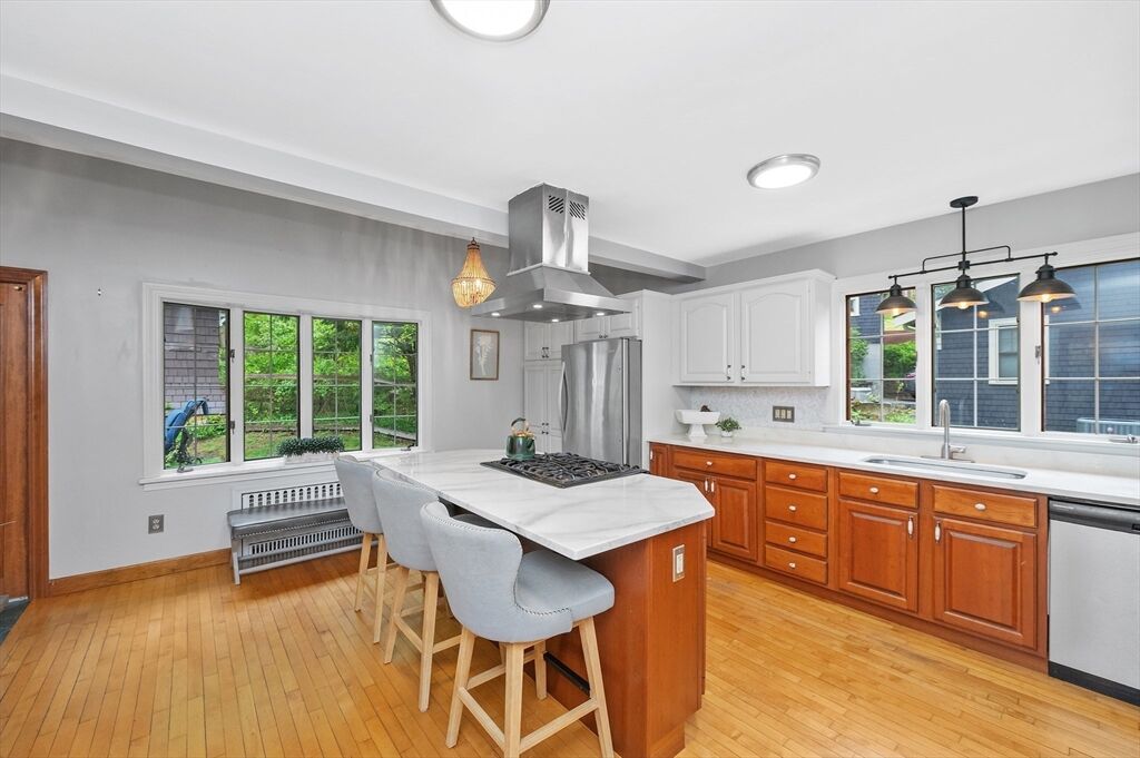 Property Photo:  12 Newton Rd  MA 01830 