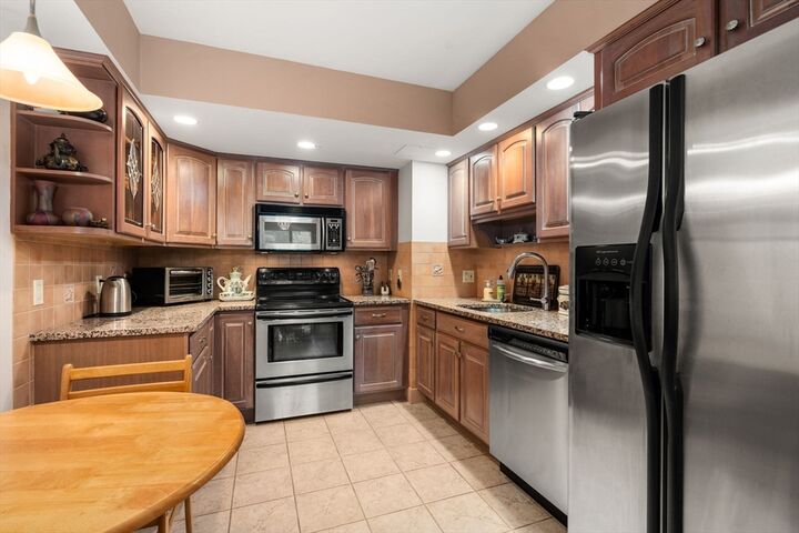 Property Photo:  1731 Beacon 221  MA 02445 