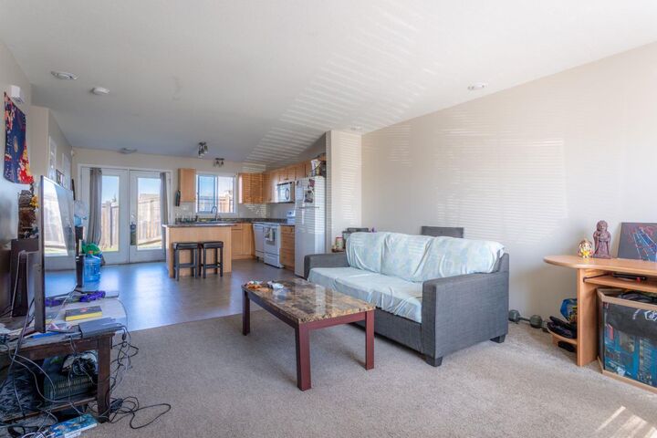 Property Photo: 4728 18 Street 8 SK S9V 1N9