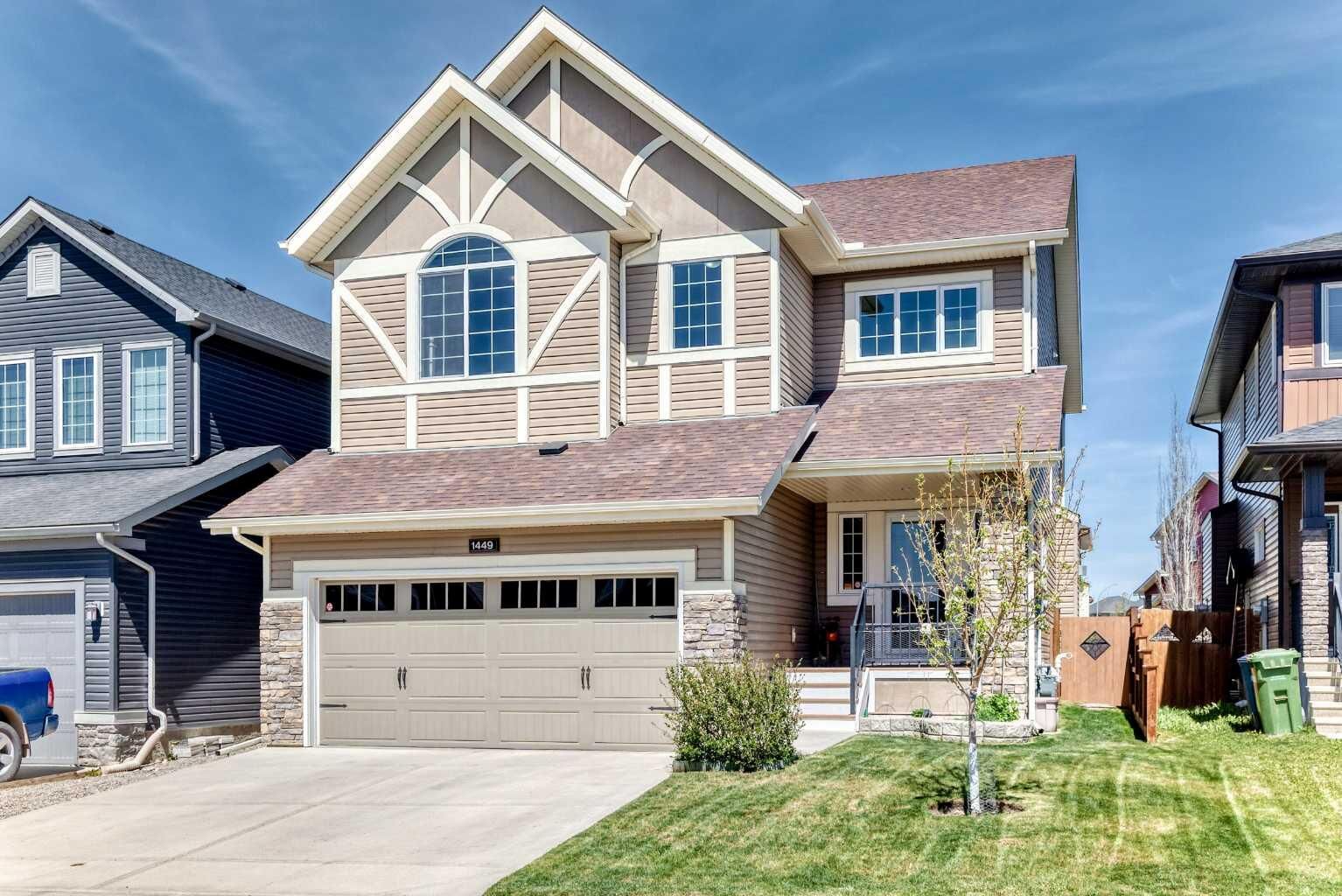 Property Photo:  1449 Ravenscroft Avenue SE  AB T4A 0L7 