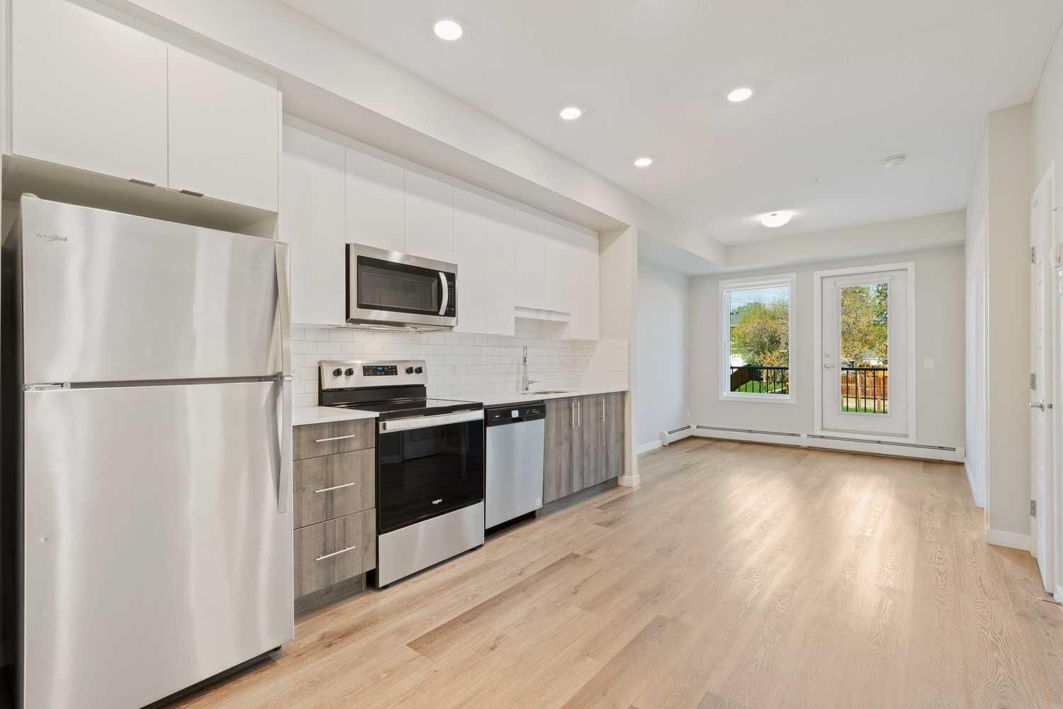 Property Photo:  1605 17 Street SE 134  AB T2G 2L7 