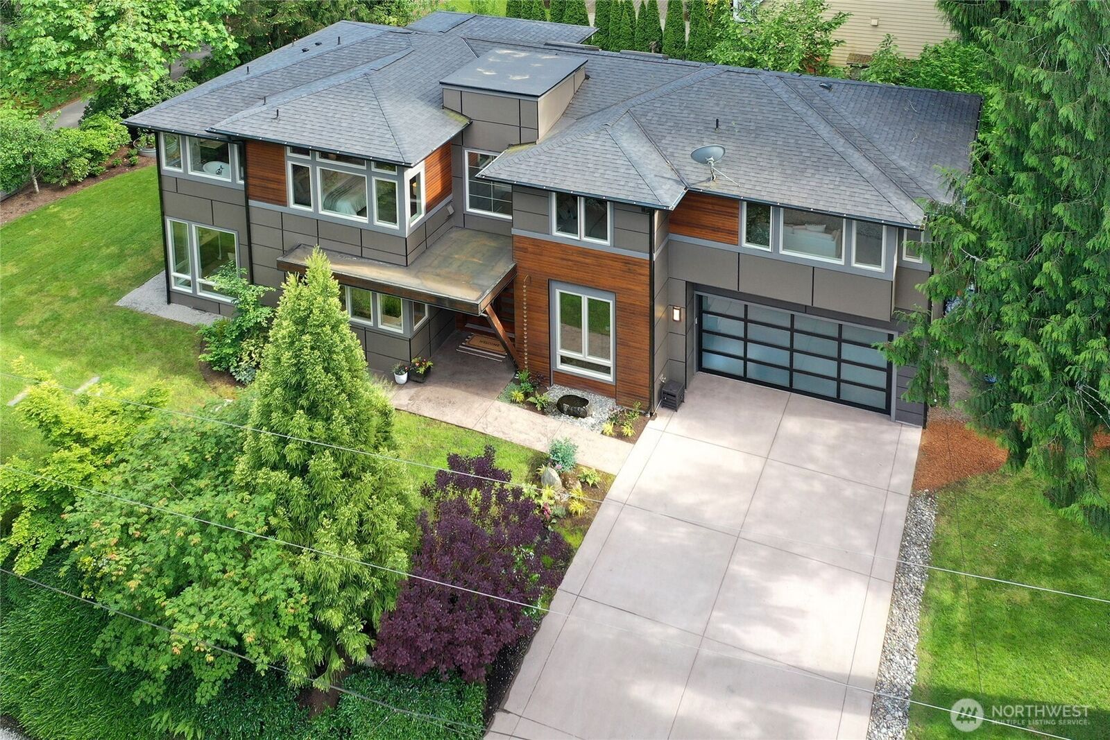 Property Photo: 8587 Springridge Road NE WA 98110