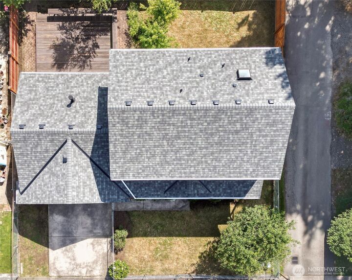 Property Photo: 314 Factory Avenue N WA 98057