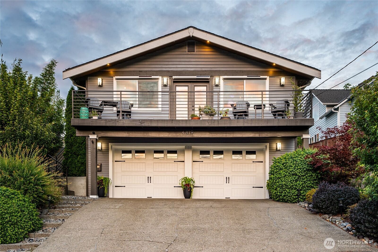Property Photo:  4819 N Ferdinand Street  WA 98407 