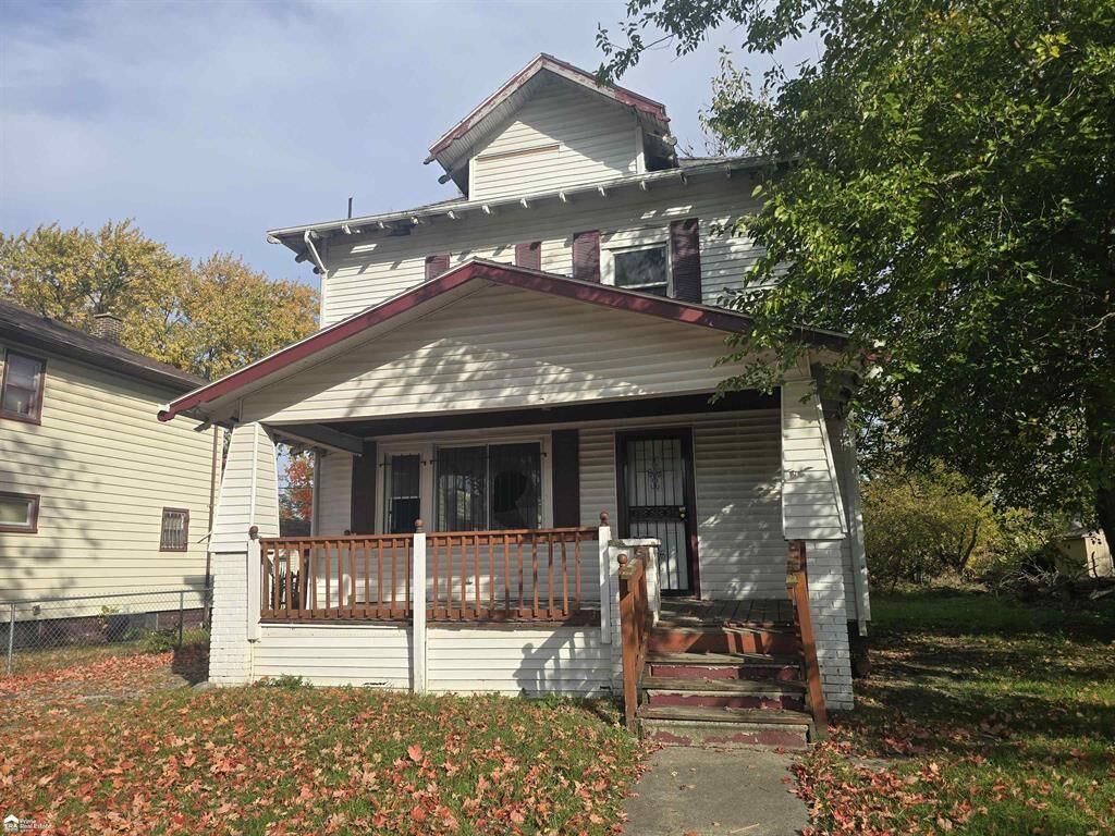 Property Photo:  124 W Rankin Street  MI 48505 