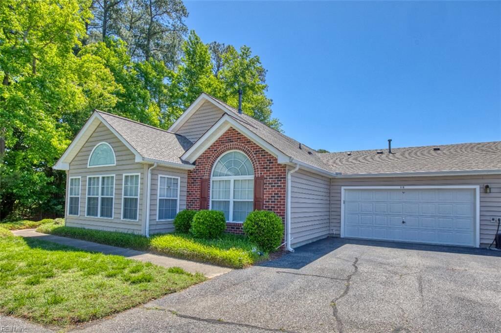 Property Photo:  510 Tabb Smith Trl  VA 23693 