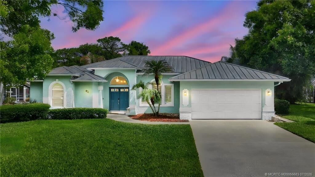 Property Photo: 671 SE Pin Oak Terrace FL 34997