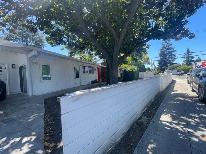 Property Photo:  795 Greer Road  CA 94303 