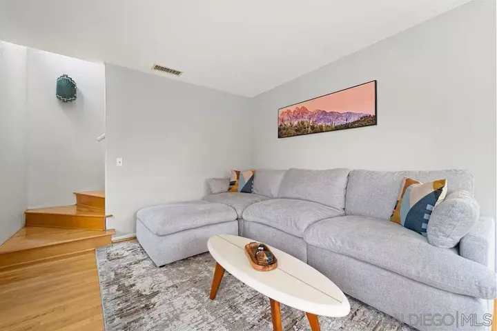 Property Photo:  309 W Lewis  CA 92103 