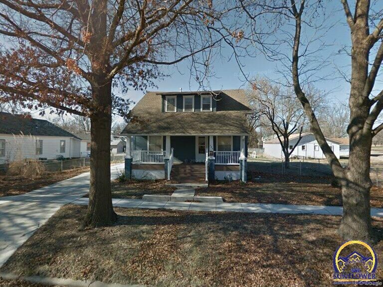 Property Photo:  739 NE Ohio Ave  KS 66616 