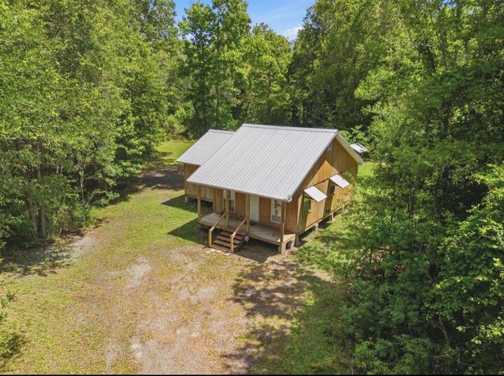 Property Photo: 3801 Lauderdale Woodyard Road LA 70648