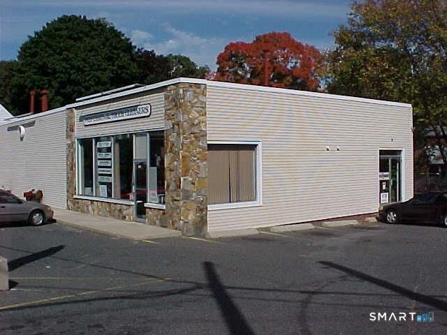 Property Photo:  124-126 New Canaan Avenue  CT 06850 