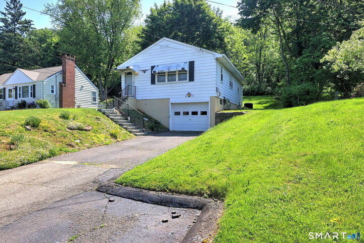 Property Photo: 212 Swain Avenue CT 06450