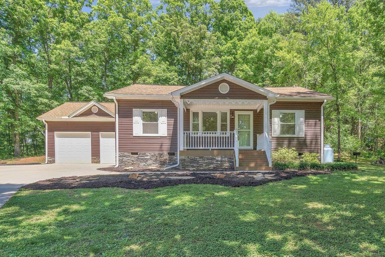 Property Photo:  2561 Whitestone Road  SC 29302 