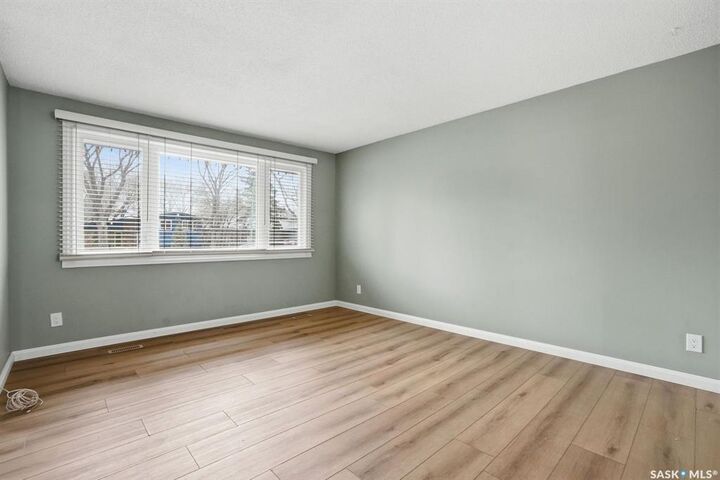 Property Photo: 219 Nagel Crescent SK S4N 4N4