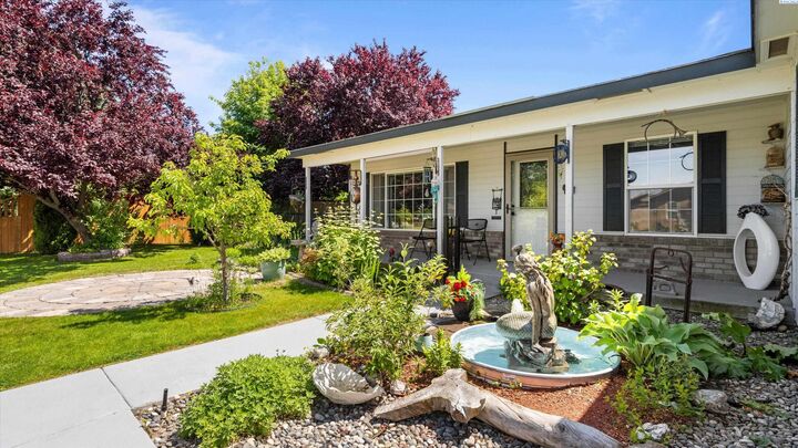 Property Photo:  4110 Hilltop Dr  WA 99301 