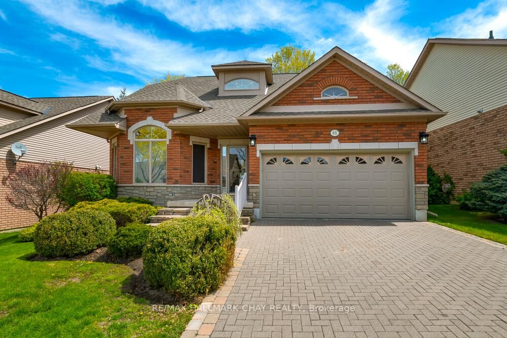 Property Photo: 65 Sunset Boulevard ON L9R 1Y8