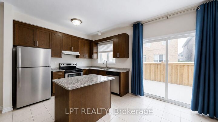 Property Photo:  162 Agava Street  ON L7A 4R9 