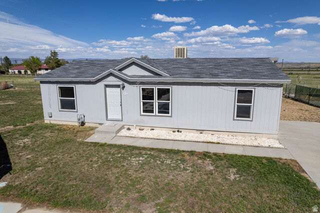 Property Photo:  117 S Maple St  UT 84542 