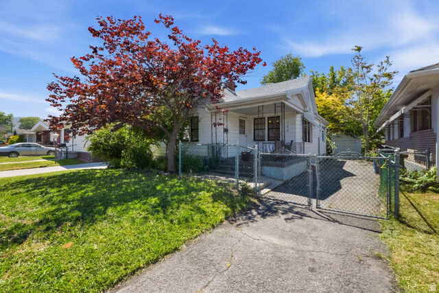 Property Photo: 140 E Kelsey Ave UT 84111