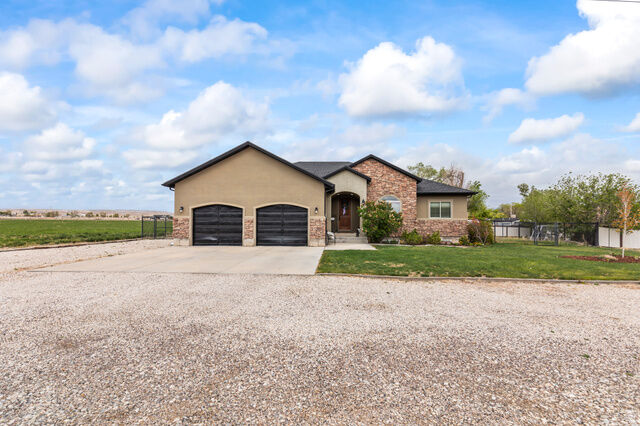 Property Photo:  130 N 100 E  UT 84634 