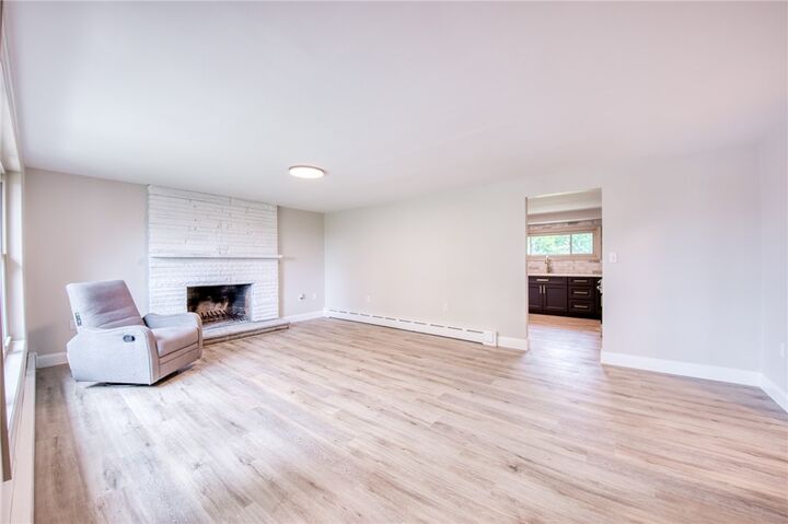 Property Photo:  338 Moon Clinton Rd  PA 15108 